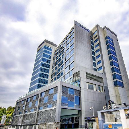 Hotel Radisson Blu Gorakhpur Zewnętrze zdjęcie