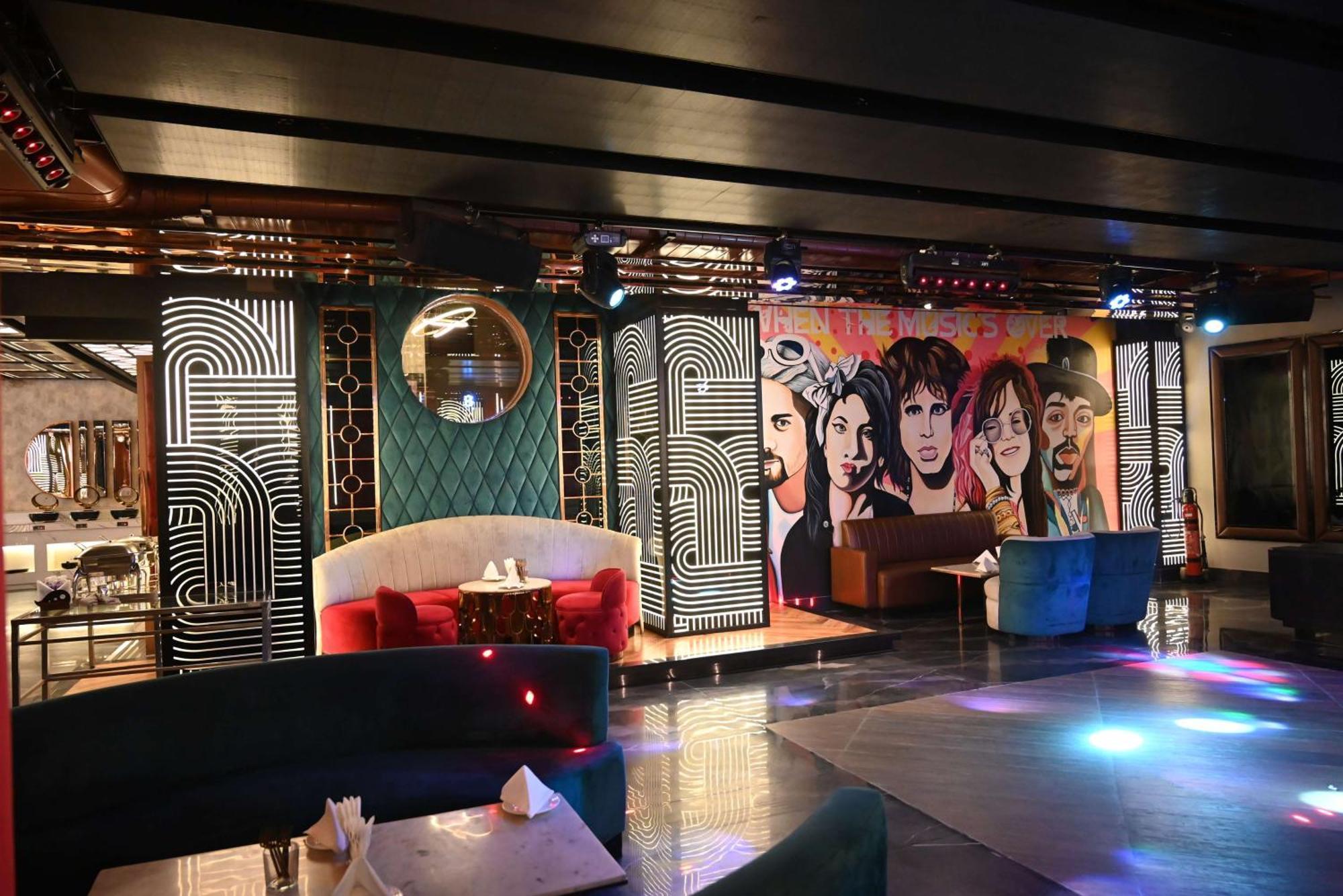 Hotel Radisson Blu Gorakhpur Zewnętrze zdjęcie